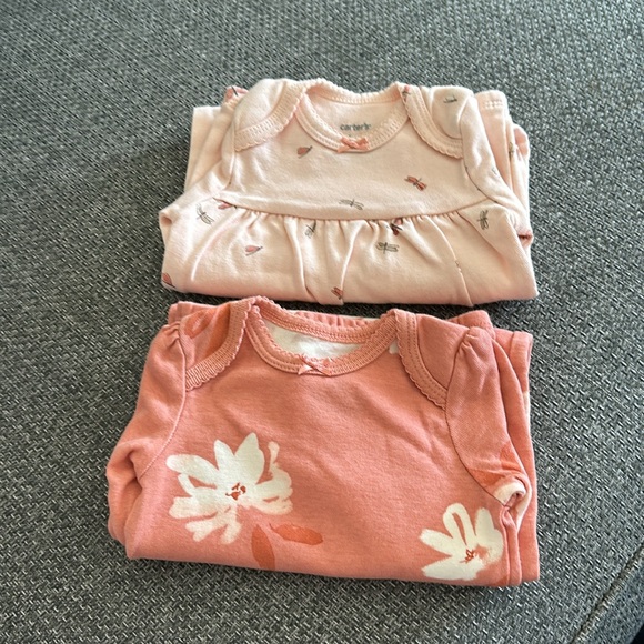 Carter’s set of 2 baby girl pajamas, NWOT, size 3 months - Picture 5 of 5